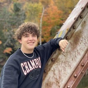 Meet your Posher, Seth